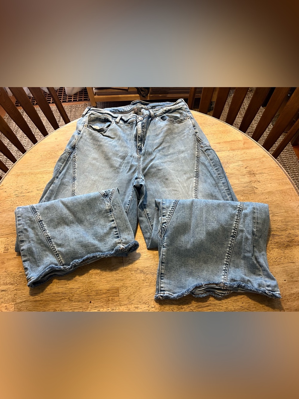 1970’s Vibe Light Wash Boho Gypsy Jeans Raw Hem - Picture 2 of 15